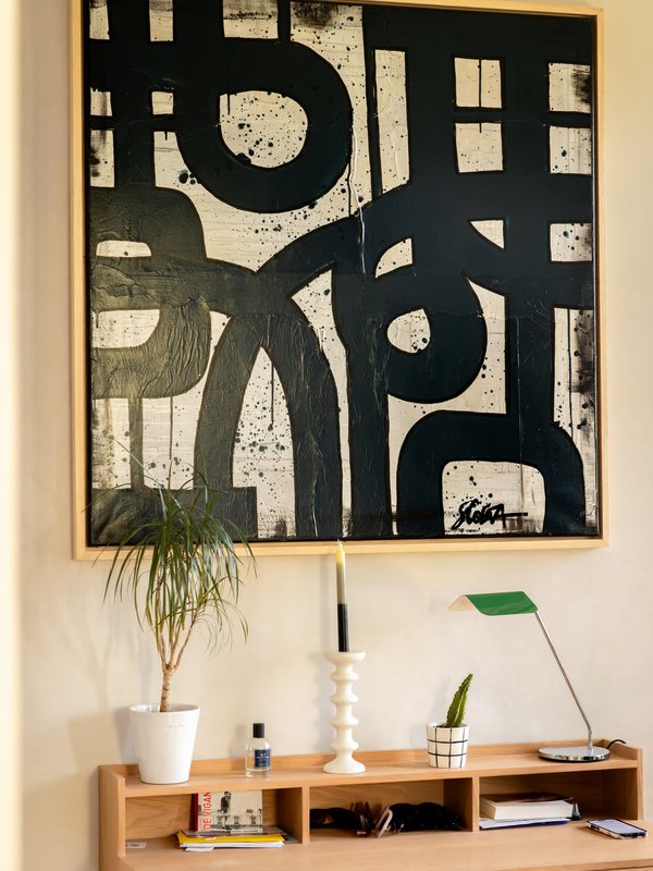 Sophie Costa Shooting Maison-Artiste Now  Bureau